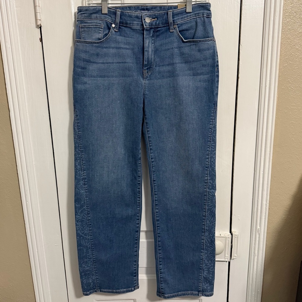 Chico's Mid Blue Cropped Ankle Jeans